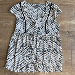 Women’s Tunic Top- Size L